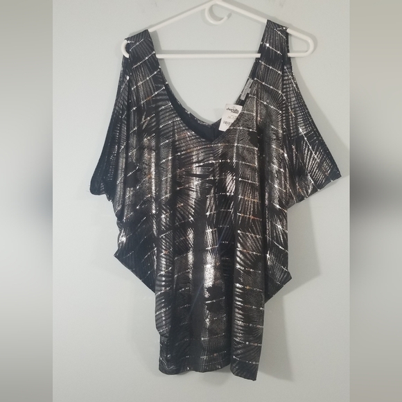 Charlotte Russe NWT Open Shoulder Blouse. Reflecting Decals. NYE Party Top. XL - Picture 1 of 6